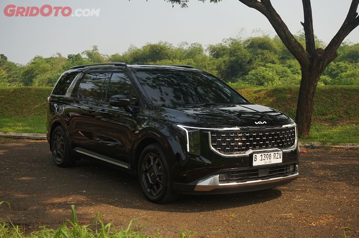 Menguak Resep Kenyamanan Kia Carnival Hybrid, Ada Tiga Hal Ini