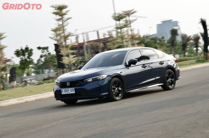 Segarang Tampangnya, Performa Honda Civic RS e:HEV Cukup Kencang
