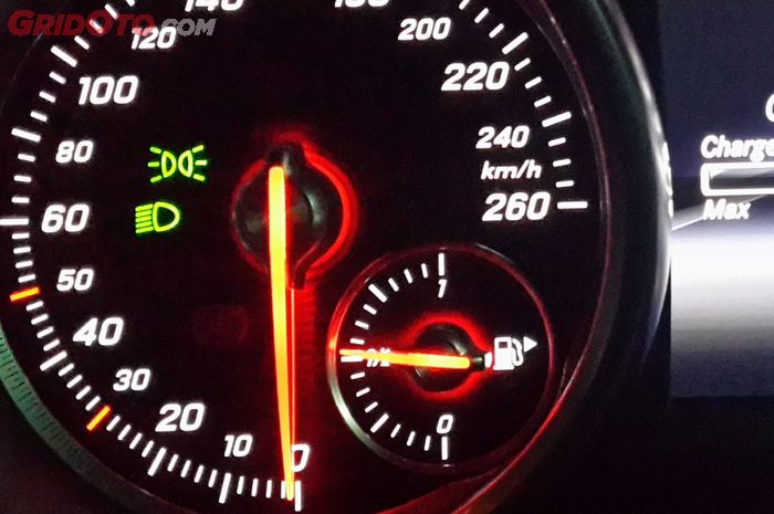 Curigai Indikator BBM Mobil Selalu Terlihat Full, Berpotensi Bikin Mogok