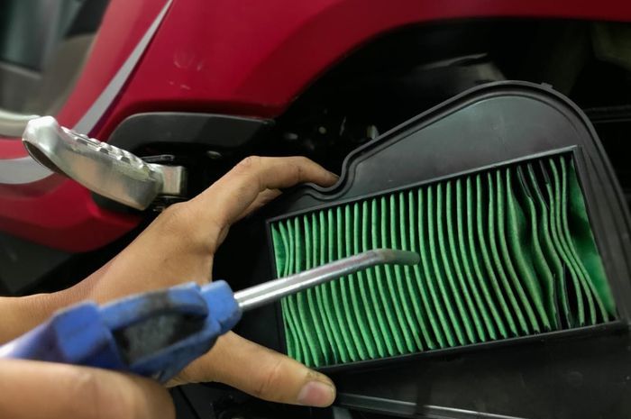 Kapan Waktu Ideal Ganti Filter Udara Motor Matic? Saran Bengkel Cuma Segini