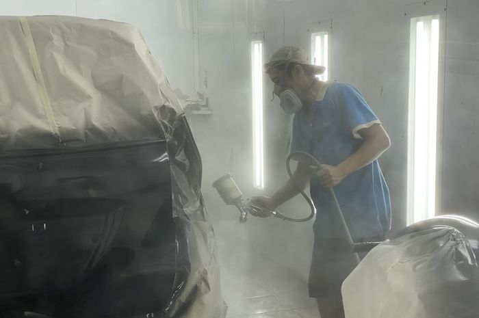 Ini Sebabnya Setelah di Cat Ulang Cat Mobil Metallic Gak Akan Sama