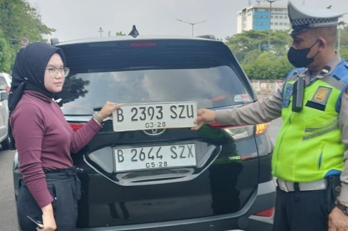 Khusus Hari Ini, Mobil Pelat Nomor Apapun Bebas Masuk Jakarta Tanpa Ditilang