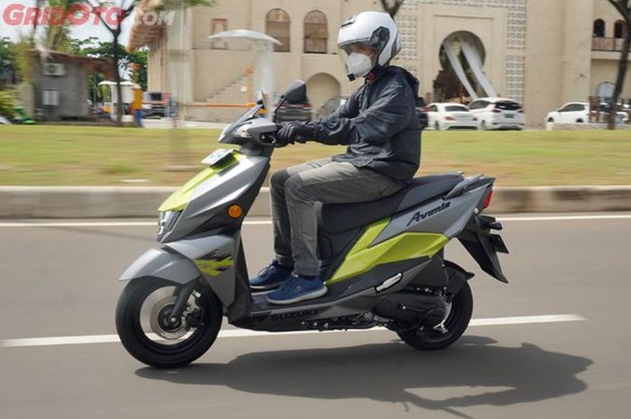 Masih Minat Motor Matic Suzuki Avenis 125, Segini Harganya di April 2025