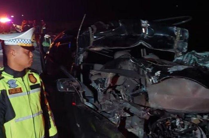 Tragedi Avanza di Tol Ngawi Renggut 3 Nyawa Sekaligus, Bodi Terkoyak Lawan Ini