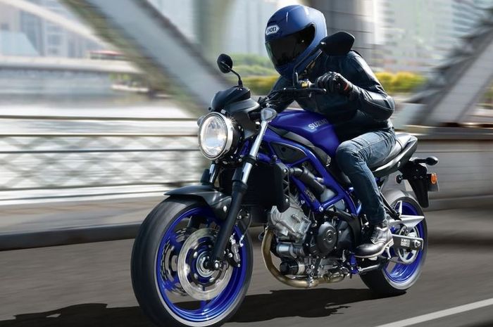 Suzuki Munculkan Sportbike Baru Bermesin V-Twin, Desain Mirip Motor 2000-an