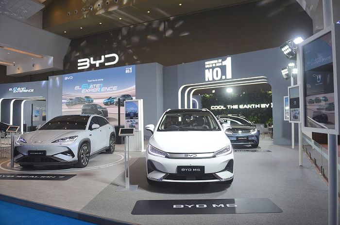 BYD dan Denza Gebrak PEVS 2025, Sediakan Test Drive Eksklusif di Dalam Area Pameran