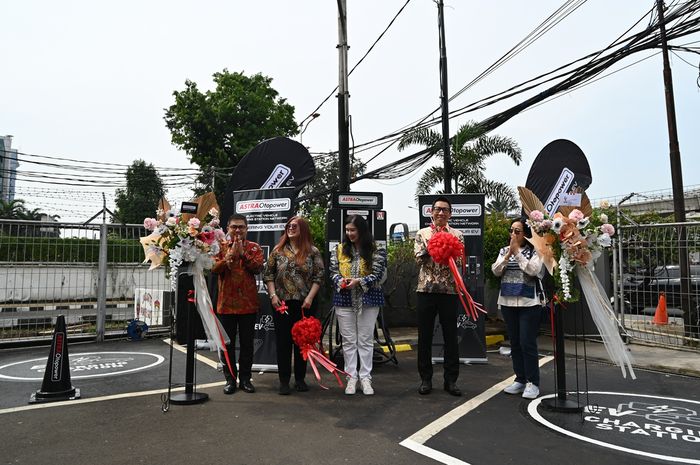 Ekspansi, Astra Otoparts Luncurkan Pengisian Daya Ultra Fast Charging
