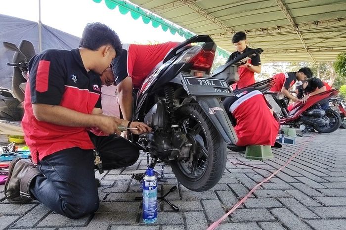 Tekiro dan ITS Surabaya Gelar Servis Gratis, Ada Bonus Pelatihan Otomotif