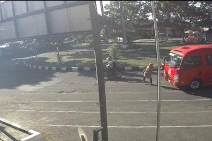 Detik-detik Lansia Diterjang Feeder Trans Semarang, Begini Nasib Si Sopir