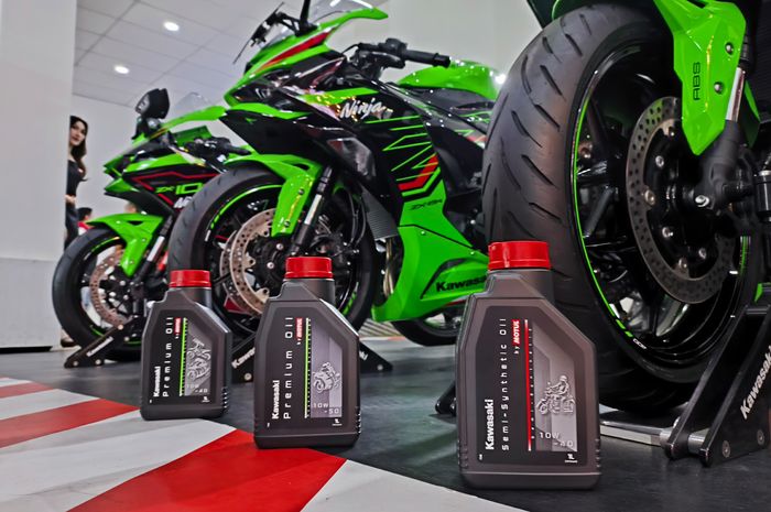 Kawasaki Berkolaborasi dengan Motul Hadirkan Dua Oli Mesin Spesial