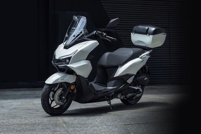 Punya Dashcam dan Radar, Motor Baru Adik Honda PCX 160 Dijual Rp 34 Jutaan