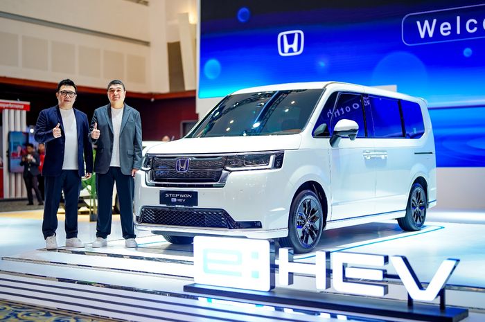 Intip Fitur Honda Step WGN Hybrid, Tidak Secanggih CR-V Tapi Komplit