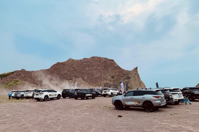 ID42NER Chapter Lampung 8 Tahun, Ratusan Fortuner Gas Touring dan Fun Off Road