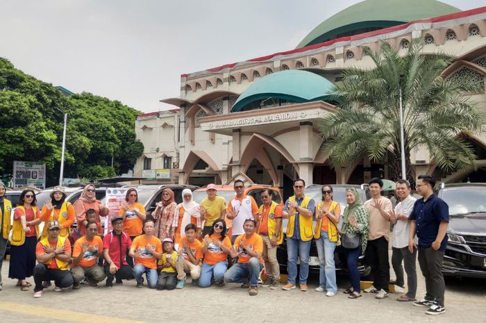 Rasa Syukur Anniversary ke-7, Wuling Jakarta Raya Gelar Jumat Berkah Sebulan Penuh