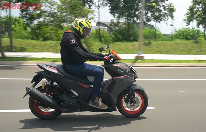 Yamaha Aerox Turbo, Konsumsi Bensin Yamaha Aerox Turbo, Mode S dan T Bedanya Banyak?