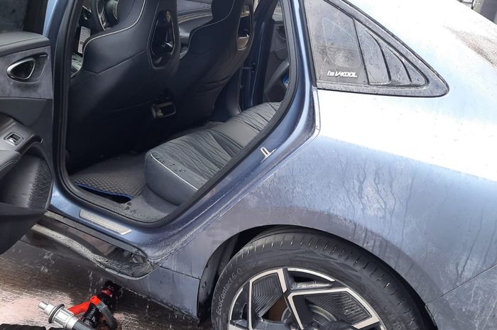 Kisah Heroik Pemadam Kebakaran Selamatkan Mobil Listrik BYD Terbakar