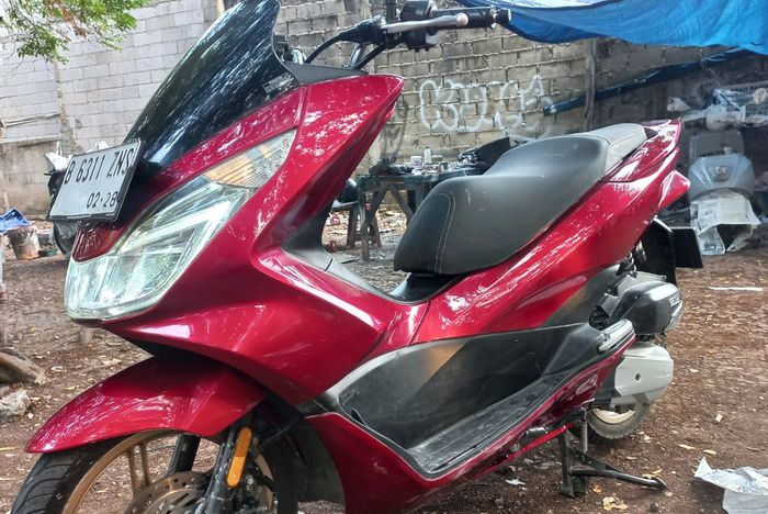 minyak rem, motor bekas, rem motor, minyak rem motor, cara membersihkan minyak rem, cara membersihkan minyak rem yang terkena bodi, cara membersihkan minyak rem yang terkena bodi motor, Cara Membersihkan Bodi Motor Terkena Minyak Rem, Begini Triknya
