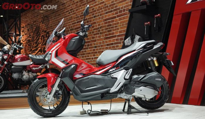 honda, oli gardan, ADV 150, buka.baut, Mekanik Spill Cara Gampang Mengganti Oli Gardan Honda ADV 150
