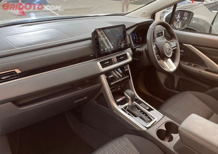 xpander, pt mitsubishi motors krama yudha sales indonesia (mmksi), xpander ultimate, Xpander Cross, Active Yaw Control, New Xpander 2025 Disematkan Fitur Active Yaw Control, Ini Fungsi dan Manfaatnya