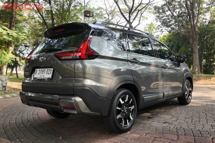 Adu Ground Clearance Xpander Cross VS Rival, Siapa Paling Tinggi?