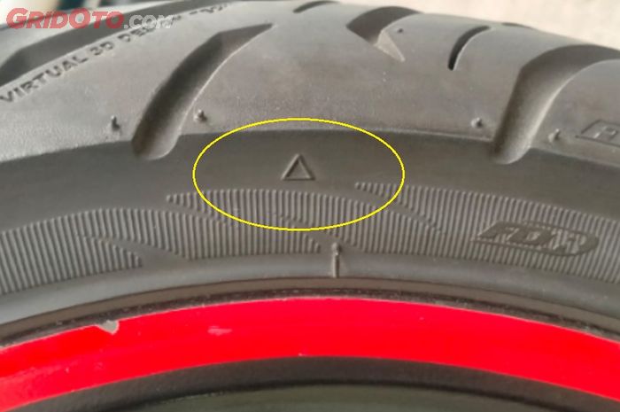 Jadi Tahu, Ternyata Tanda Segitiga Kecil Pada Ban Memiliki Fungsi Penting Sob