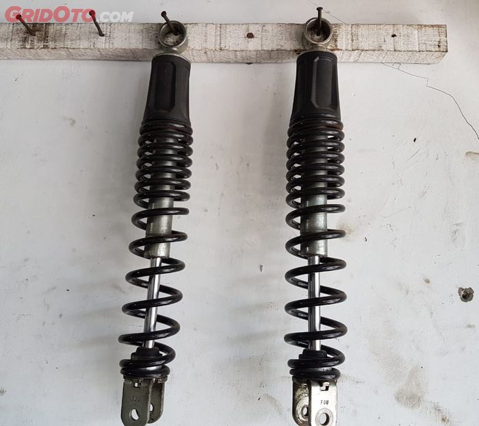 motor matic, sokbreker motor, sokbreker motor matic, penyebab sokbreker rusak, penyebab sokbreker motor matic rusak, apa penyebab sokbreker motor matic rusak, Pemilik Harus Tahu, Ini Tanda Sokbreker Motor Matic Harus Diganti