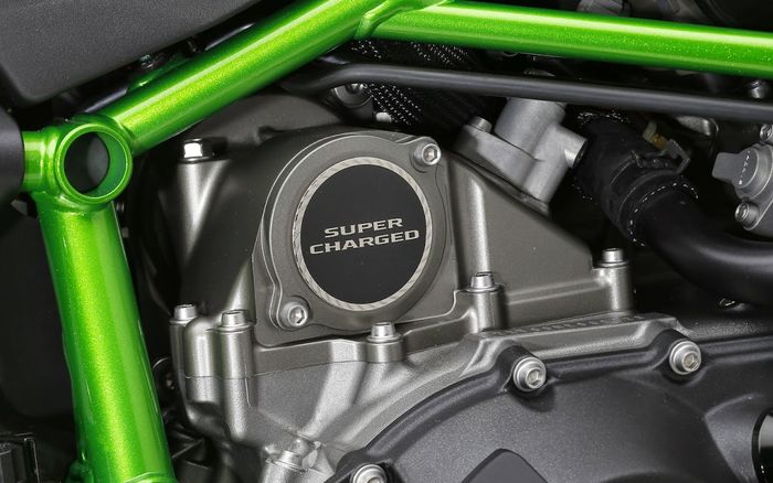 MotoGP, kawasaki ninja h2, ninja h2r, Ninja H2, balap wsbk, Gara-gara Komponen Ini Ninja H2 Dilarang Ikut Balap WSBK dan MotoGP