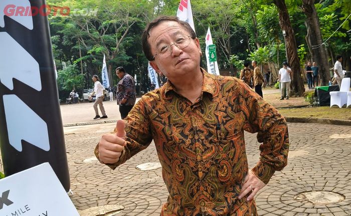 suzuki, penjualan mobil, Suzuki Fronx, Minoru Amano, Jauh Dari Kesan Jaim, Bos Suzuki Minoru Amano Blak-Blakan Soal Ini
