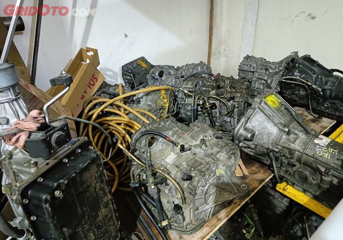 honda mobilio, muatan, oli transmisi, transmisi matic, sabuk baja, 3 Tips Sederhana Bikin CVT Honda Mobilio Enggak Gampang Jebol