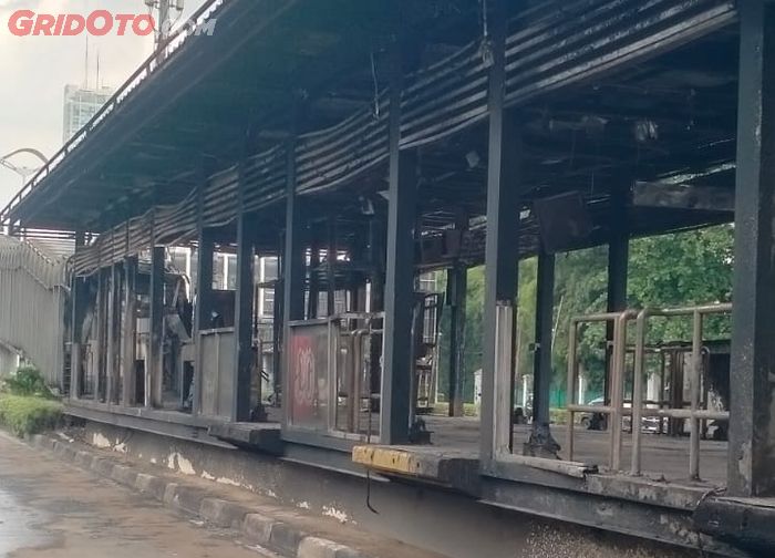 halte transjakarta, Demo DPR, Demo 29 Agustus 2025, Halte TransJakarta Dibakar, Halte Dibakar Demo, Kerugian Rp 41,6 miliar, Ini 22 Halte TransJakarta yang Rusak dan Hangus Imbas Kerusuhan Demo
