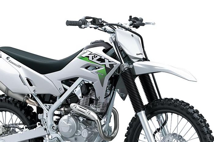 Tren Trail Pakai Warna Putih, KLX230R S Versi 2026 Tampil Putih Bersih