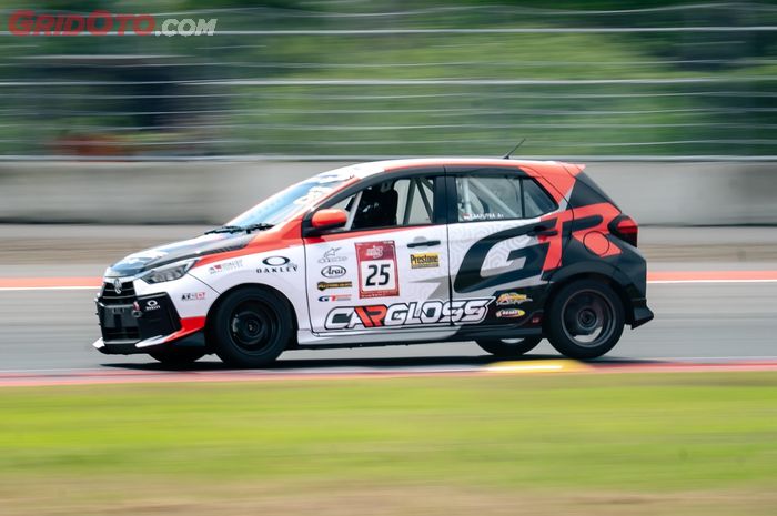 Tim Cargloss TGRI Podium Pertama di OMR Agya, Ban GT Radial Champiro SX2 Jadi Andalan