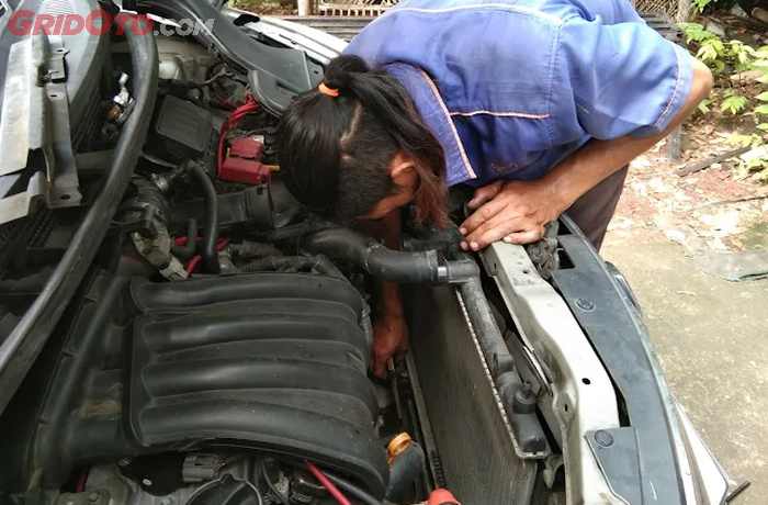 mobil, diesel, mesin diesel, Overheat, mobil overheat, Kenali Gejala Overheat pada Mobil Mesin Diesel dan Pencegahannya