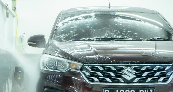 mobil bekas, cat mobil, jamur cat mobil, cara menghilangkan bercak jamur, cara menghilangkan jamur dari bodi mobil, cara menghilangkan jamur dari cat mobil, Begini Cara Ampuh Menghilangkan Bercak Bekas Air Hujan Di Cat Mobil