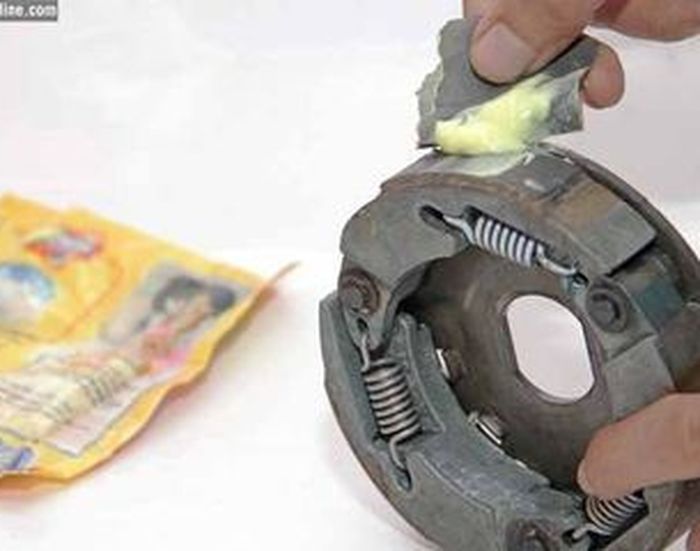 cara bikin pakem rem, cara bikin pakem rem motor, cara bikin pakem rem motor matic, cara murah bikin pakem rem pakem, cara murah bikin pakem rem motor pakem, cara murah bikin pakem rem motor matic pakem, Beginilah Cara Mudah dan Murah Bikin Rem Motor Matic Pakem Lagi