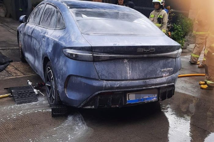 Kebakaran Mobil Listrik Bisa Dicover Asuransi atau Tidak? Ini Penjelasannya