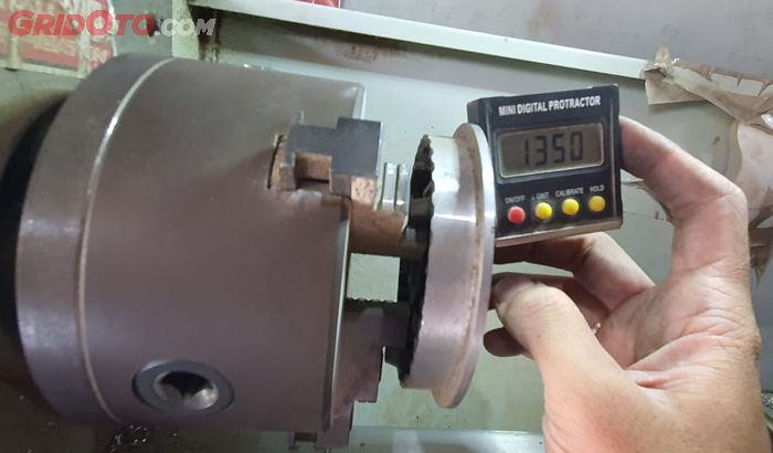 pulley, bubut pulley, cvt motor matic, servis CVT, modifikasi CVT, Banyak Dipakai Motor Kencang, Ini Efek Bubut Pulley Motor Matic