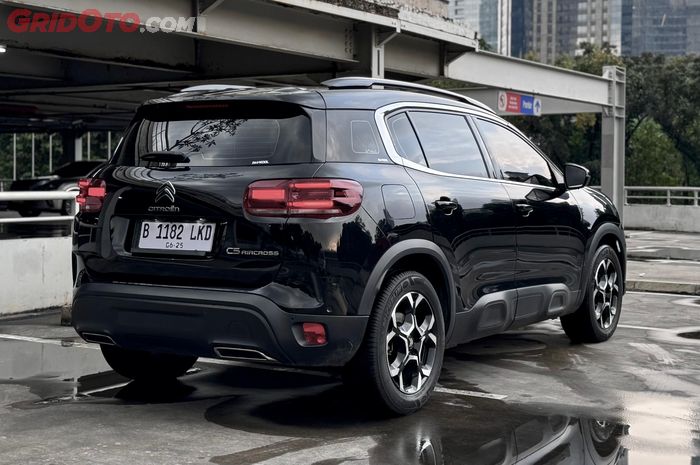 Suara Rem Mobil Berdecit Saat Mundur? Bisa Jadi Ini Penyebabnya