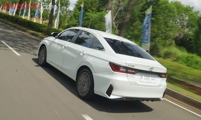 toyota, toyota vios, Perbandingan harga, harga, otomotif award, Best Small Sedan OTOMOTIF Award 2025 Nih, Segini Harga Toyota Vios