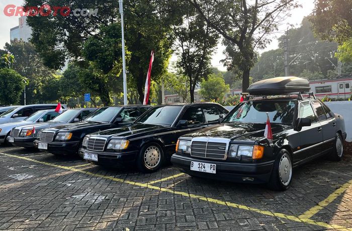 Erafone, komunitas, otomotif group, OTOMOTIF Car Meet Up, OTOMOTIF Merdeka Drive, Ini Seru-Seruan Bareng Komunitas di Acara OTOMOTIF Merdeka Drive 2025