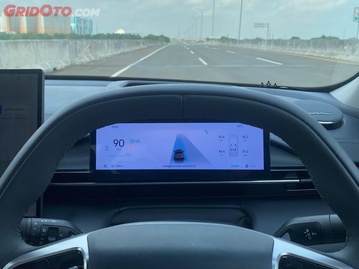 mobil baru, adas, Geely, Adaptive Cruise Control, Geely EX5, Geely EX5 Hampir Bisa Jalan Sendiri, Bikin Perjalanan Jauh Gak Capek