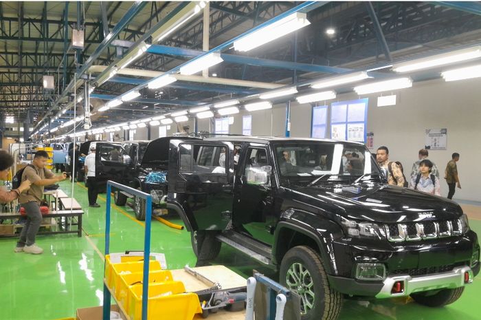 BAIC BJ40 Plus Resmi Dirakit di Purwakarta, Harganya Capai Diangka Ini