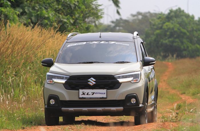 honda br-v, Suzuki XL7, Xpander Cross, MPV Crossover, Hyundai Stargazer X, Lebih Irit Mana Xpander Cross Dibanding Suzuki XL7 dan Honda BR-V?