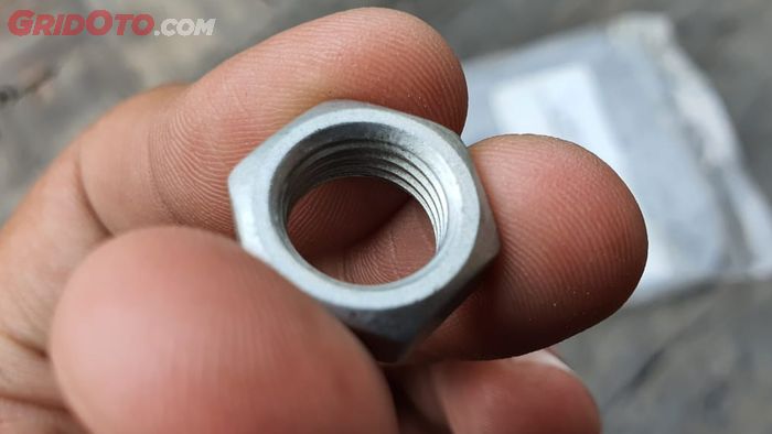 motor matic, mur pulley, penyebab mur pulley copot, apa penyebab mur pulley copot, kenapa mur pulley bisa copot, penyebab mur pulley motor matic bisa copot, mur pulley motor matic, Waspada Mur Pulley CVT Motor Matic Copot, Ini Penyebab dan Dampaknya