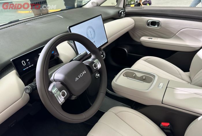 mobil listrik, GAC Group, Aion Indonesia, AION UT, Mobil Listrik 5 Seater, Melihat Langsung AION UT di China, Mobil Listrik Compact 5 Seater, Bakal Launching di GIIAS 2025