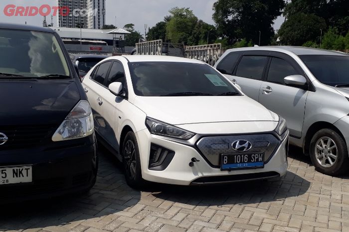 Balai Lelang IBID Ungkap Showroom Mobil Bekas Masih Ragu Jual Mobil Listrik