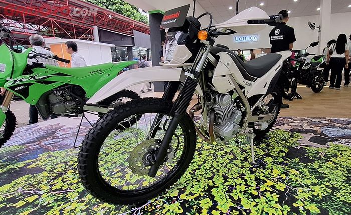 Kawasaki KLX 230, KLX230 Sherpa, Trail Ganteng Kawasaki KLX230 Sherpa S Resmi Dijual, Intip Spek dan Harganya