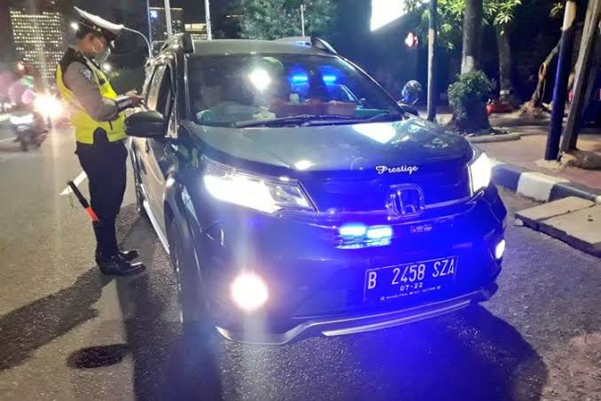 jabar, sirine, polda jabar, strobo, Strobo dan Sirine Bikin Heboh di Jalan, Polda Jabar Larang Penggunaan Pribadi