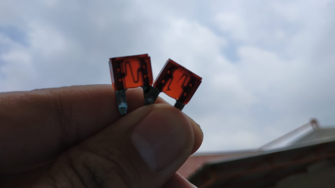 putus, meleleh, kelistrikan, sekring, Ampere, Sekring Mobil Sering Putus, Ganti Ampere Lebih Besar Bukan Solusi Lho