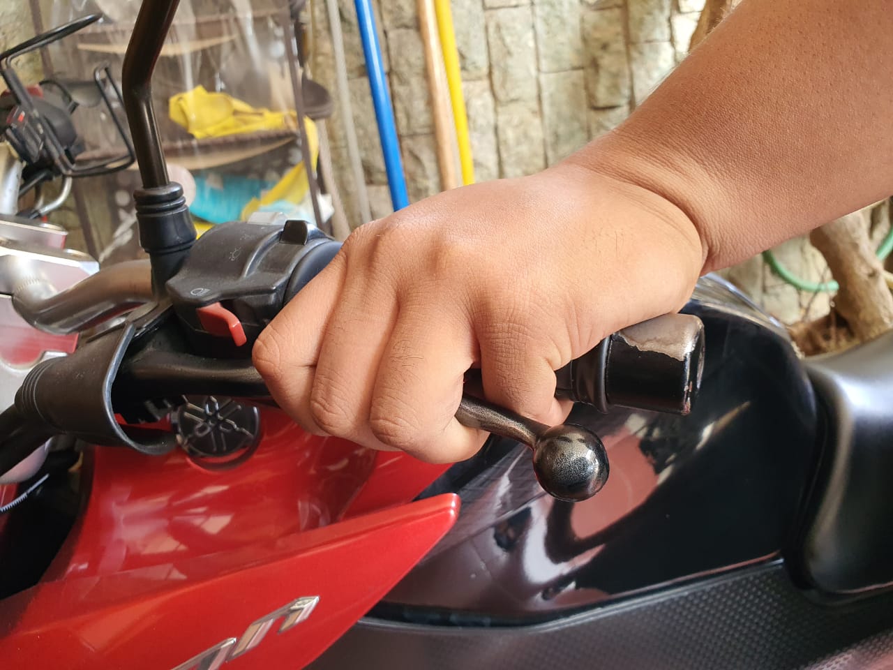 motor bekas, kampas kopling, penyebab kampas kopling cepat habis, kampas kopling motor habis, Penyebab Kampas Kopling Motor Cepat Aus, Dua Hal Sepele Penyebab Kampas Kopling Motor Bekas Cepat Habis